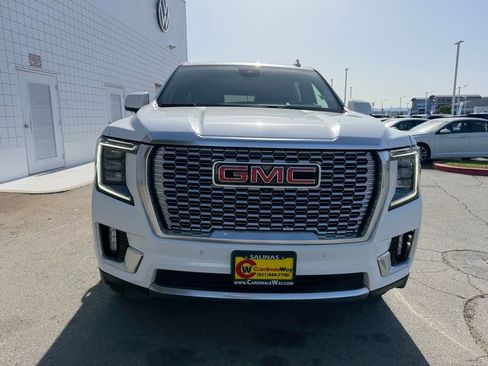 Used 2023 GMC Yukon XL Denali image 9