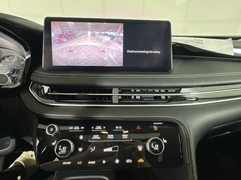 Used 2025 INFINITI QX60 Pure AWD/4WD image 25