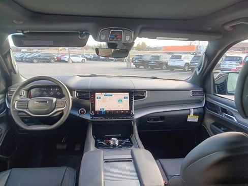 New 2026 Jeep Grand Wagoneer Limited image 15