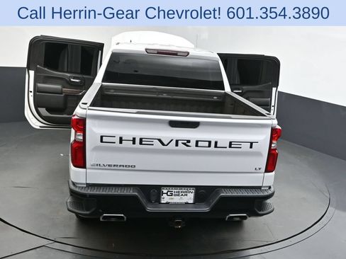 Used 2021 Chevrolet Silverado 1500 LT Trail Boss AWD/4WD image 35