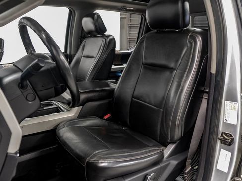 Used 2018 Ford F350 Lariat w/ Lariat Ultimate Package AWD/4WD image 32