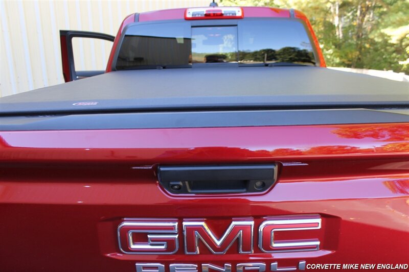 Used 2026 GMC Canyon Denali AWD/4WD image 31