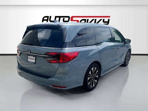 Used 2025 Honda Odyssey Elite image 7