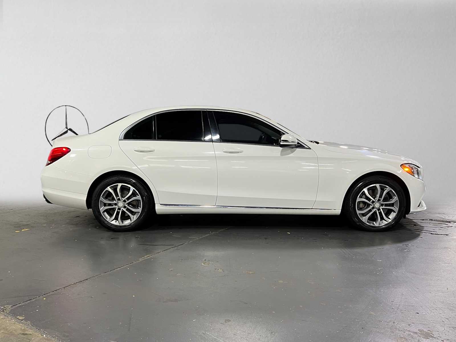 Used 2016 Mercedes-Benz C 300 4MATIC Sedan image 2