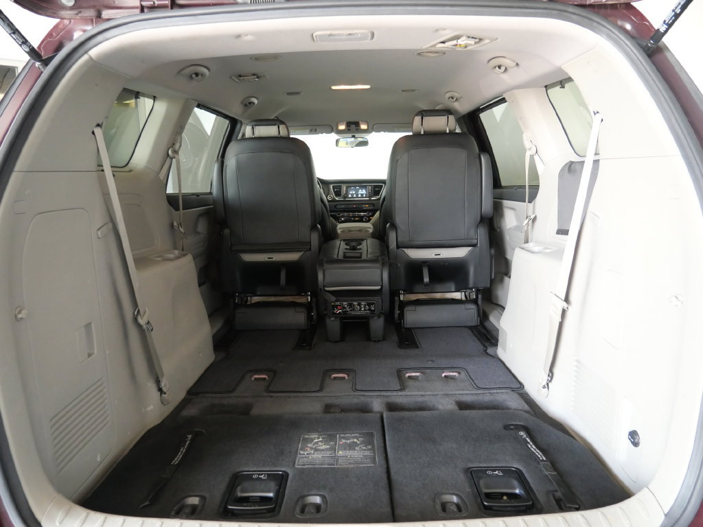 Used 2020 Kia Sedona EX FWD image 29