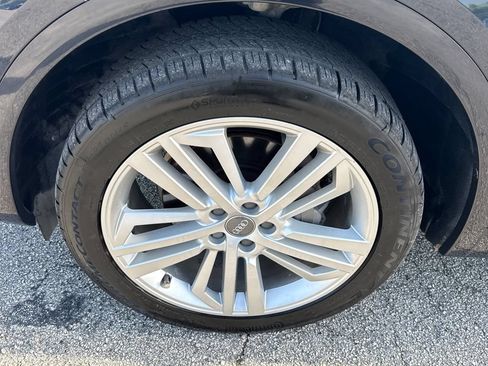 Used 2018 Audi Q5 2.0T Premium Plus w/ Premium Plus Package AWD/4WD image 13