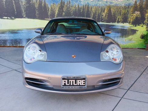Used 2004 Porsche 911 Carrera RWD image 2