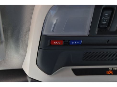 New 2026 Subaru Crosstrek 2.0i Premium AWD/4WD image 37