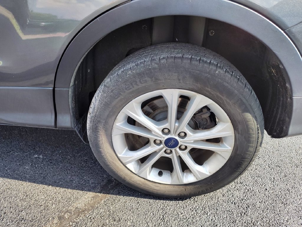 Used 2017 Ford Escape SE AWD/4WD image 8