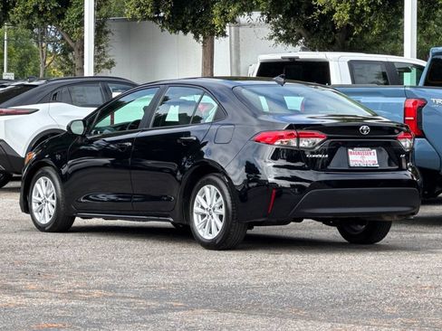 Certified 2025 Toyota Corolla LE w/ LE Premium Package FWD image 5