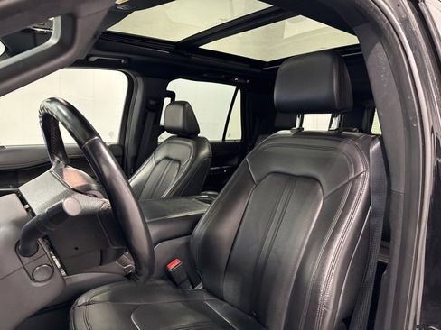 Used 2021 Ford Expedition Max Limited image 9