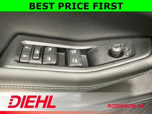 New 2025 Jeep Grand Cherokee Altitude AWD/4WD image 21