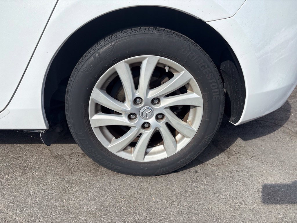 Used 2012 MAZDA MAZDA3 i Touring FWD image 10