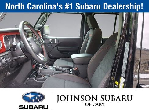 Used 2022 Jeep Gladiator Rubicon w/ Cold Weather Group AWD/4WD image 12