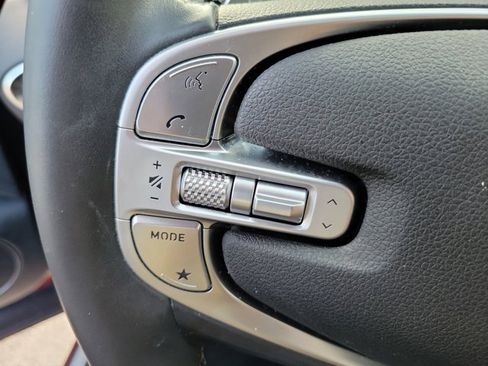 Used 2023 Genesis GV70 2.5T Select w/ Select Package image 23