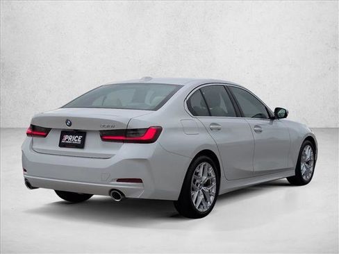 Used 2025 BMW 330i Sedan RWD image 5