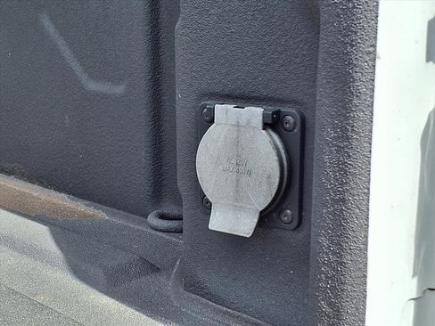 Used 2023 GMC Sierra 3500 Denali w/ Denali Ultimate Package image 22