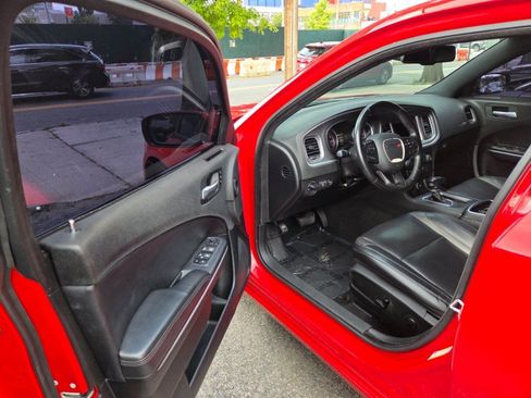Used 2022 Dodge Charger SXT w/ Leather Interior Group RWD image 7