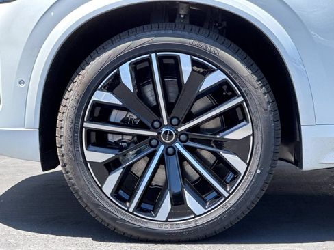 New 2026 Volvo XC90 T8 Ultra w/ Lounge Package AWD/4WD image 26