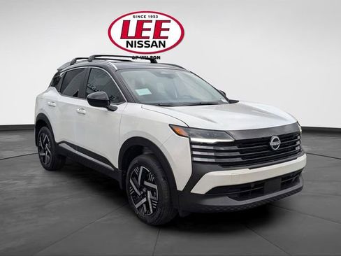 New 2026 Nissan Kicks SV w/ SV Premium Package FWD image 1