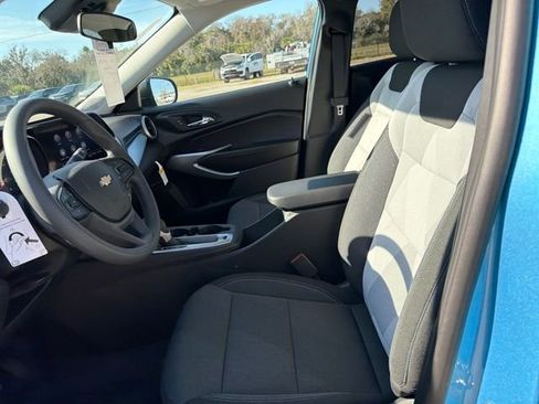 New 2026 Chevrolet Trax LS w/ Driver Confidence Package image 21