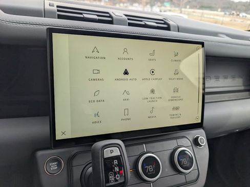 New 2026 Land Rover Defender 110 X-Dynamic SE image 15