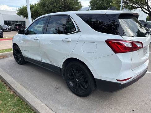 Used 2020 Chevrolet Equinox LT w/ Sport Edition image 4