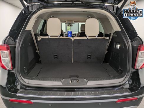 Used 2022 Ford Explorer Limited w/ Limited Technology Package AWD/4WD image 25