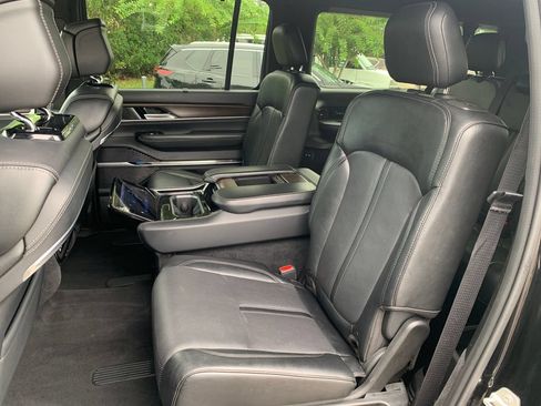 Used 2024 Jeep Grand Wagoneer L 4WD image 27