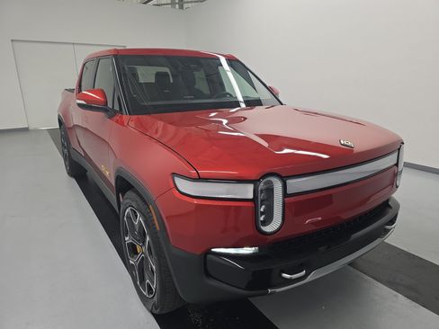 Used 2023 Rivian R1T Adventure AWD/4WD image 7