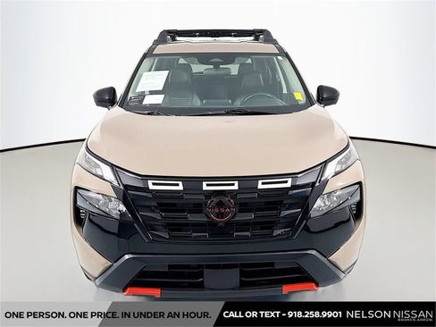 Certified 2025 Nissan Rogue SV image 2