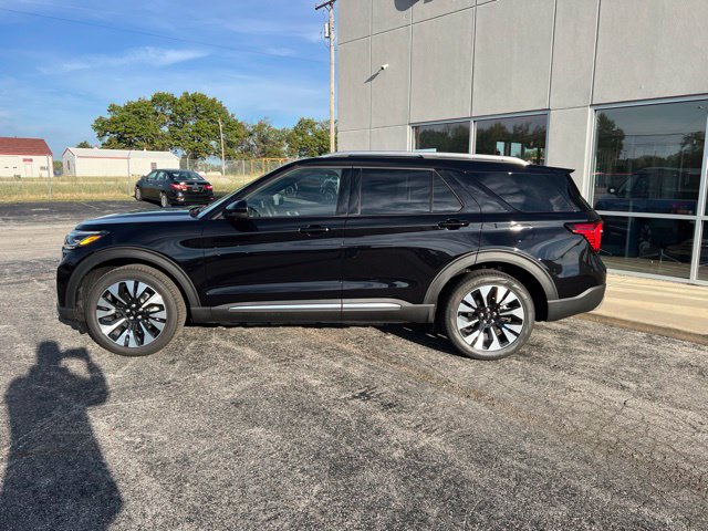 New 2027 Ford Explorer Platinum w/ LUX Leather Package AWD/4WD image 8