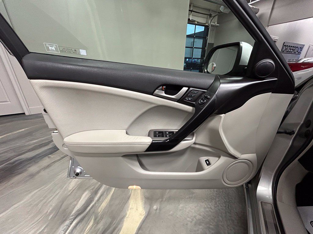 Used 2009 Acura TSX w/ Technology Package FWD image 51