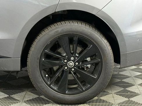 New 2026 Jaguar F-PACE R-Dynamic S image 13