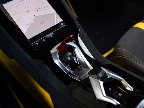 Used 2024 Lamborghini Huracan Tecnica image 29