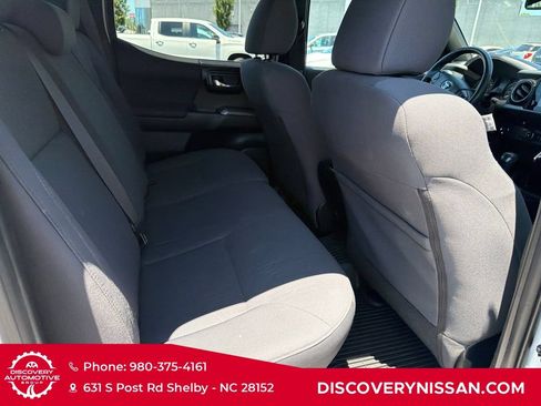 Used 2019 Toyota Tacoma TRD Sport RWD image 33