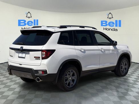 Certified 2024 Honda Passport TrailSport image 4