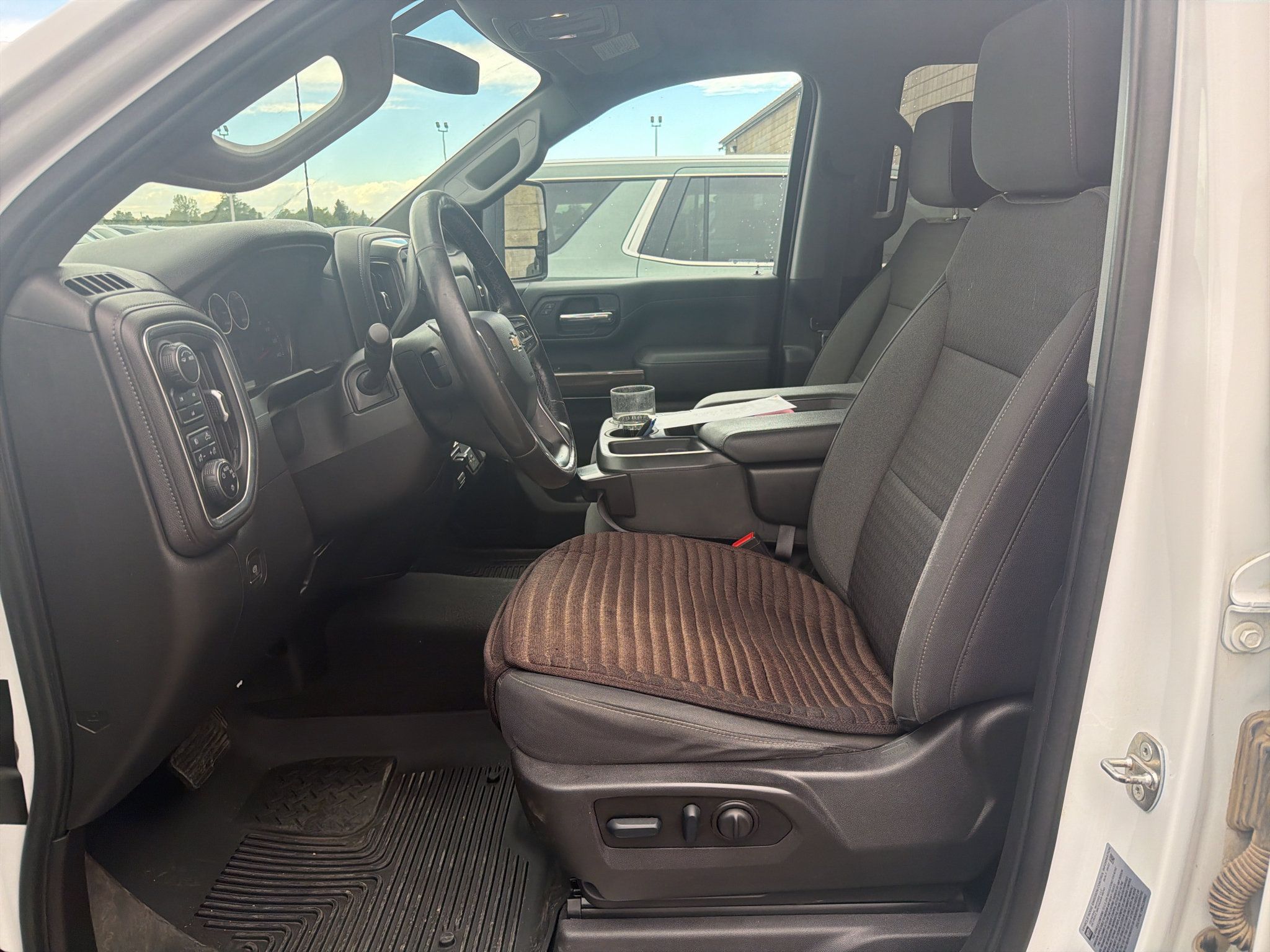 Used 2022 Chevrolet Silverado 2500 LT w/ Convenience Package AWD/4WD image 7