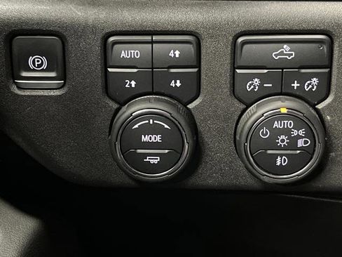 Used 2022 Chevrolet Silverado 1500 RST image 26