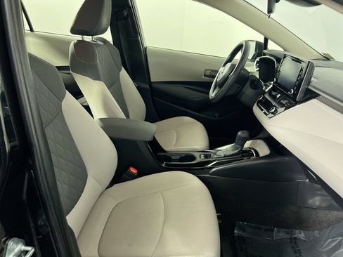 Used 2022 Toyota Corolla LE w/ LE Convenience Package FWD image 24