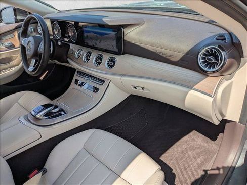 Used 2018 Mercedes-Benz E 400 Coupe image 17