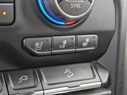 Used 2020 Chevrolet Silverado 2500 High Country w/ Technology Package image 26