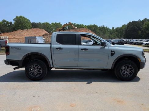 Certified 2024 Ford Ranger XLT w/ Technology Package AWD/4WD image 3