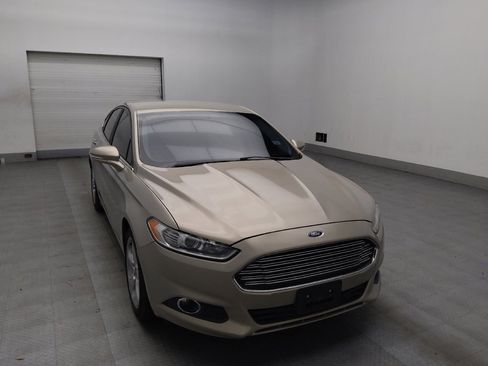 Used 2015 Ford Fusion SE w/ Equipment Group 201A image 13