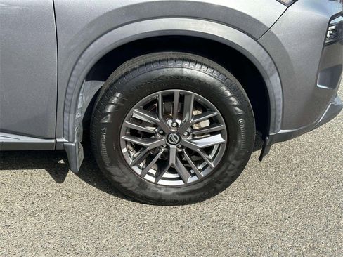 Certified 2021 Nissan Rogue S image 7