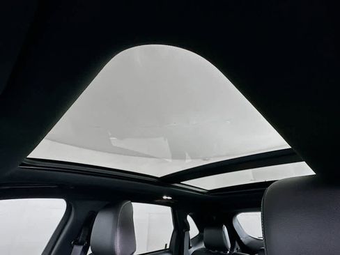 Certified 2021 Ford Edge ST w/ Equipment Group 401A image 31