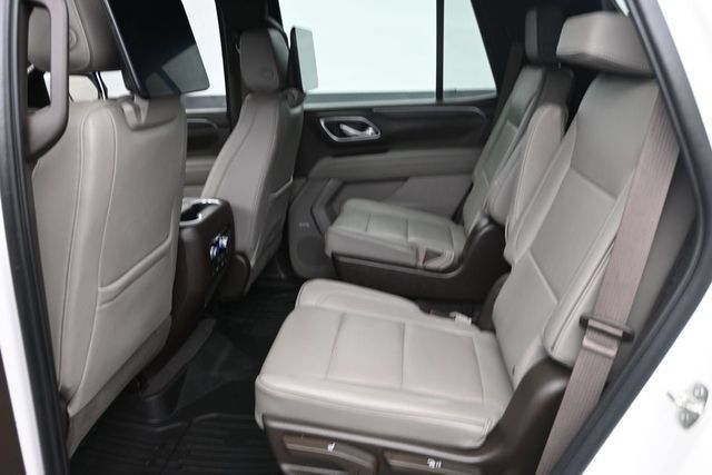 Used 2021 GMC Yukon SLT w/ SLT Luxury Plus Package AWD/4WD image 13