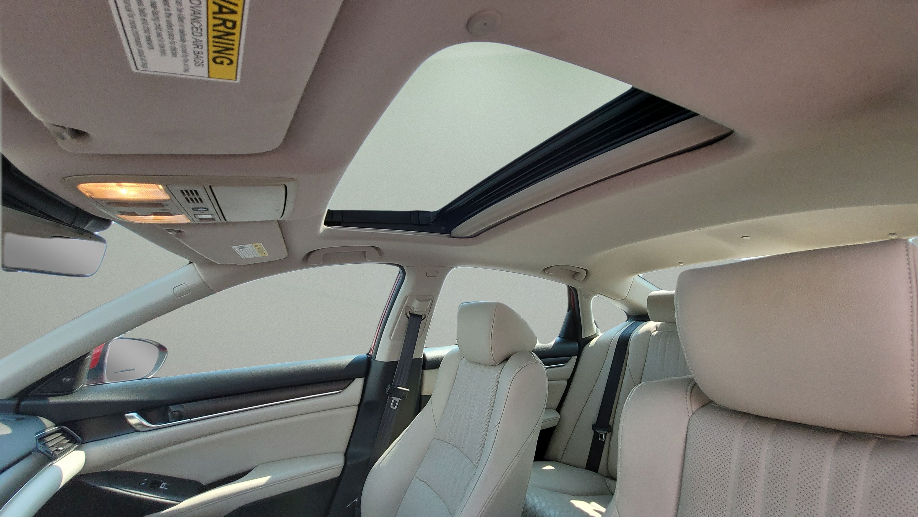 Used 2019 Honda Accord Touring image 25