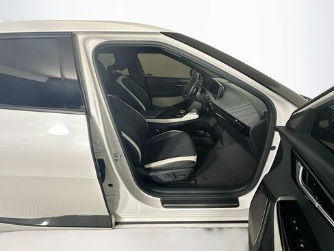 Used 2024 Kia EV6 GT-Line RWD image 32