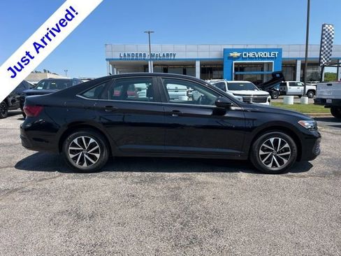Used 2023 Volkswagen Jetta S FWD image 2